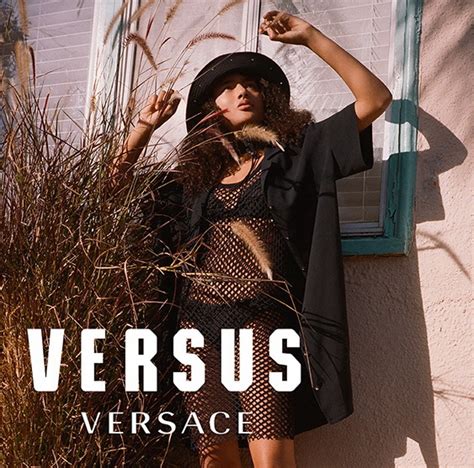 versus versace ss 2018|Versus Versace Spring 2018 Ready.